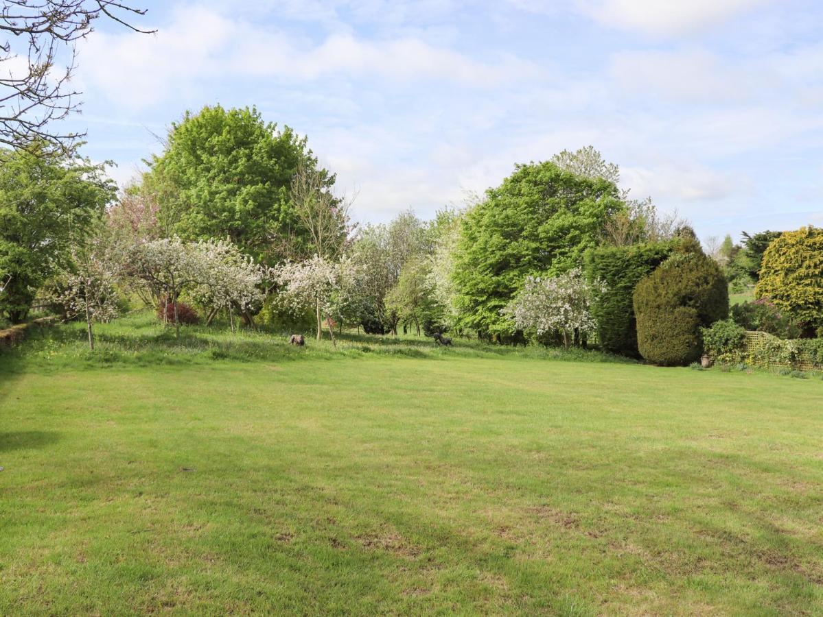 Foxhill Farm Barn Villa Bourton-on-the-Water Esterno foto